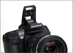 Olympus E-3 - Pop-up Flash