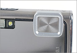 Olympus Stylus 1030 SW - Metal lens cover