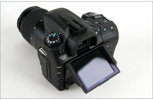 Sony Alpha DSLR-A350 Tilting Live View LCD Display