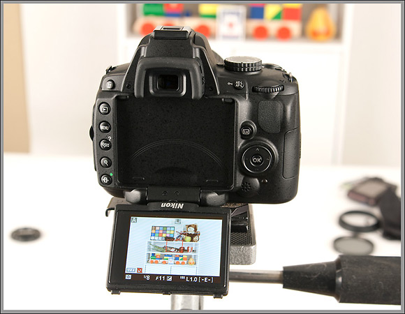 Nikon D5000 Vari-angle LCD in Live View mode