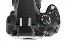 Nikon D5000 - top controls