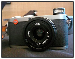 Leica X1 - Front with flash