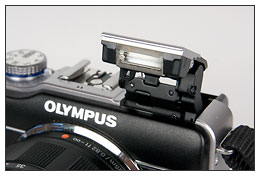 Olympus E-PL1 pop-up flash