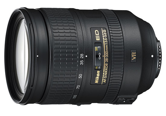 Nikon AF-S 28-300mm f/3.5-5.6 VR 10x zoom lens