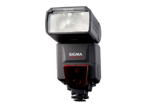 Sigma EF-610 DG ST