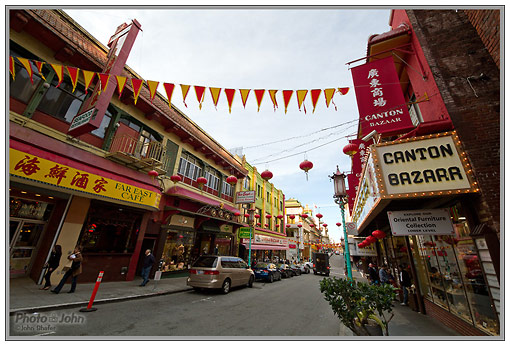 Chinatown - Sigma 8-16mm f/4.5-5.6 DC HSM zoom lens sample photo