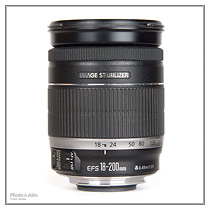Canon EF-S 18-200mm f/3.5-5.5 IS zoom lens