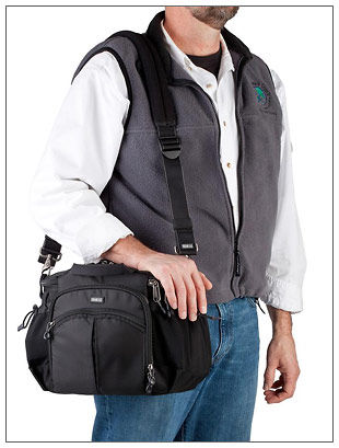 Think Tank Speed Racer V2.0 shoulder bag