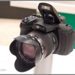 Fujifilm FinePix HS20 Superzoom - Pop-Up Flash