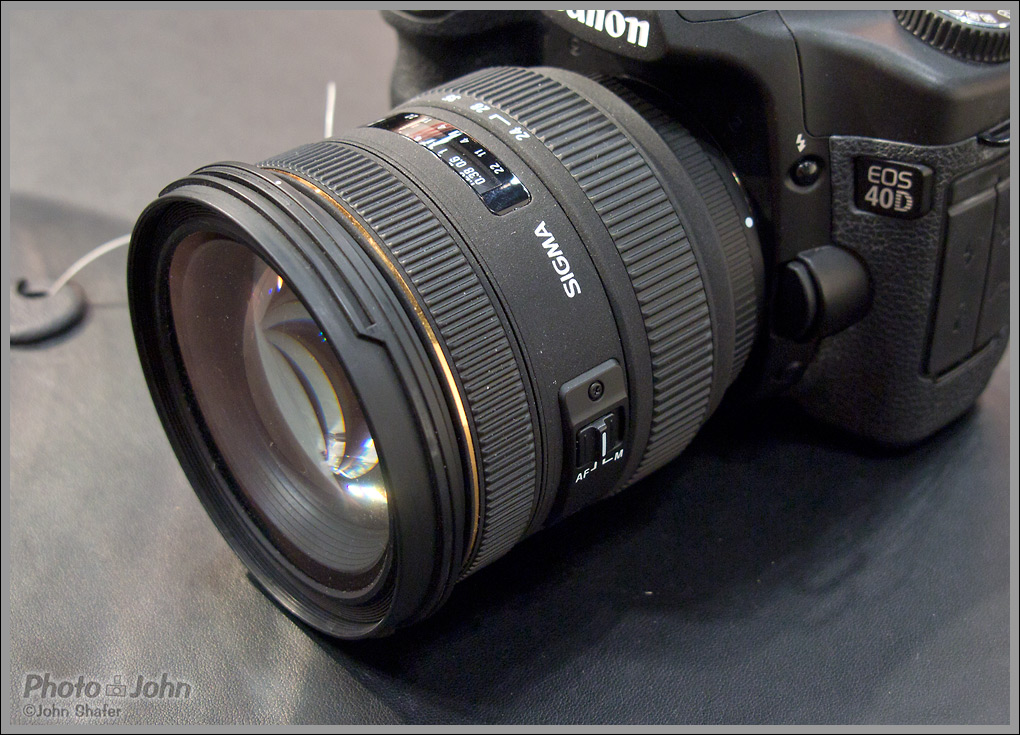 Sigma 24-70mm F2.8 IF EX DG HSM Zoom Lens - Top Left