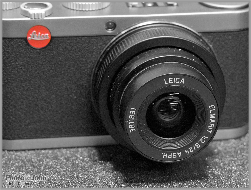 Leica X1 - Leica Elmarit 24mm f/2.8 Lens