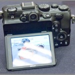 Nikon Coolpix P7100 - Tilting 3-Inch LCD Display