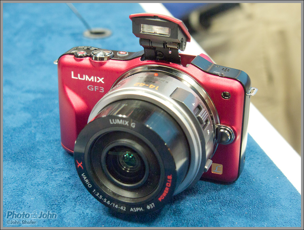 Panasonic Lumix GF3 and Pop-Up Flash