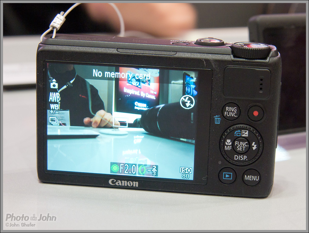 Canon PowerShot S100 - Rear LCD - Black