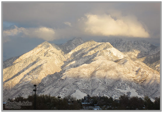 Canon PowerShot ELPH 300 HS - Frosted Mountains 