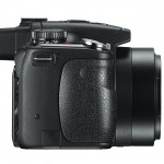 Leica V-Lux 3 - Side View