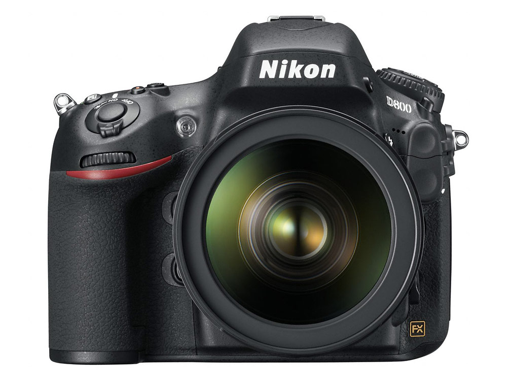 Nikon D800 - Front