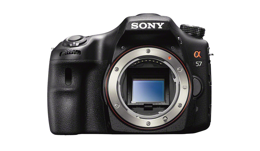 Sony Alpha SLT-A57 - 16-Megapixel CMOS Sensor