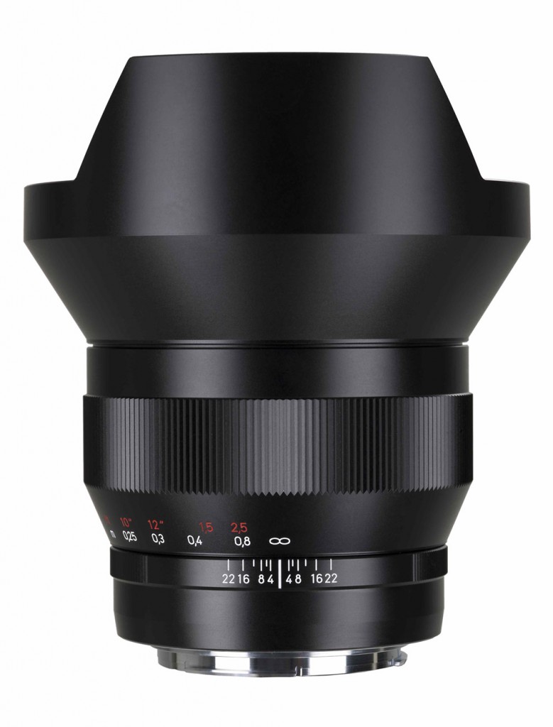 Zeiss 15mm f/2.8 Wide-Angle Lens - With Shade