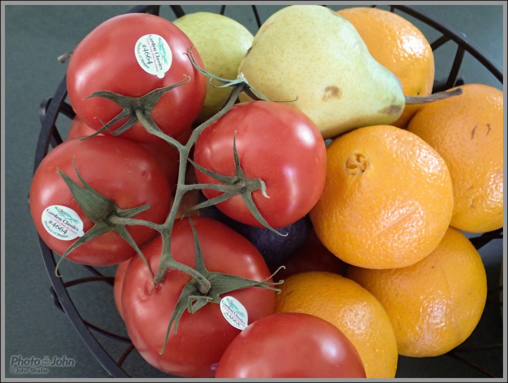 Fruit Bowl - Olympus Tough TG-1 - ISO 800