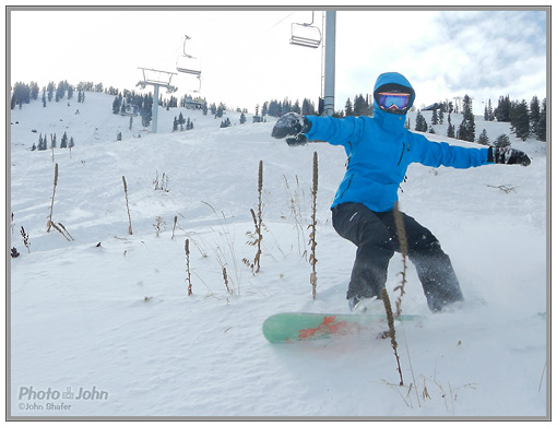 Nikon Coolpix AW100 - Snowboard Action