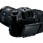 Sony SLT-A99 With 3-inch Tilt-Swivel LCD Display