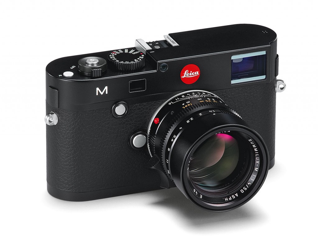 Leica-M-black-angle