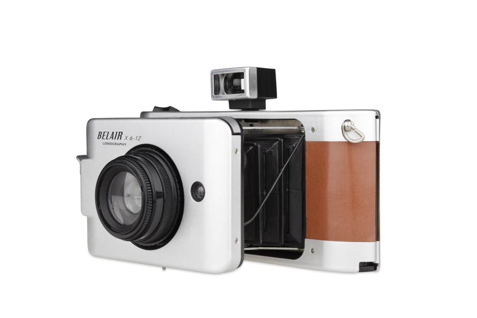 Lomography Belair X Jetsetter Medium Format Camera - Left Front View