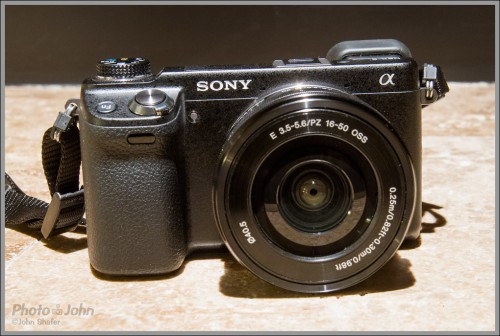The 16-Megapixel Sony NEX-6 Mirrorless Camera