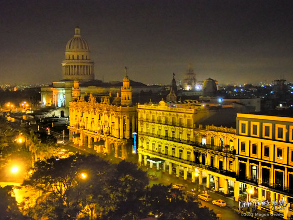 Olympus E-PL5 - Havana, Cuba NIght Scene