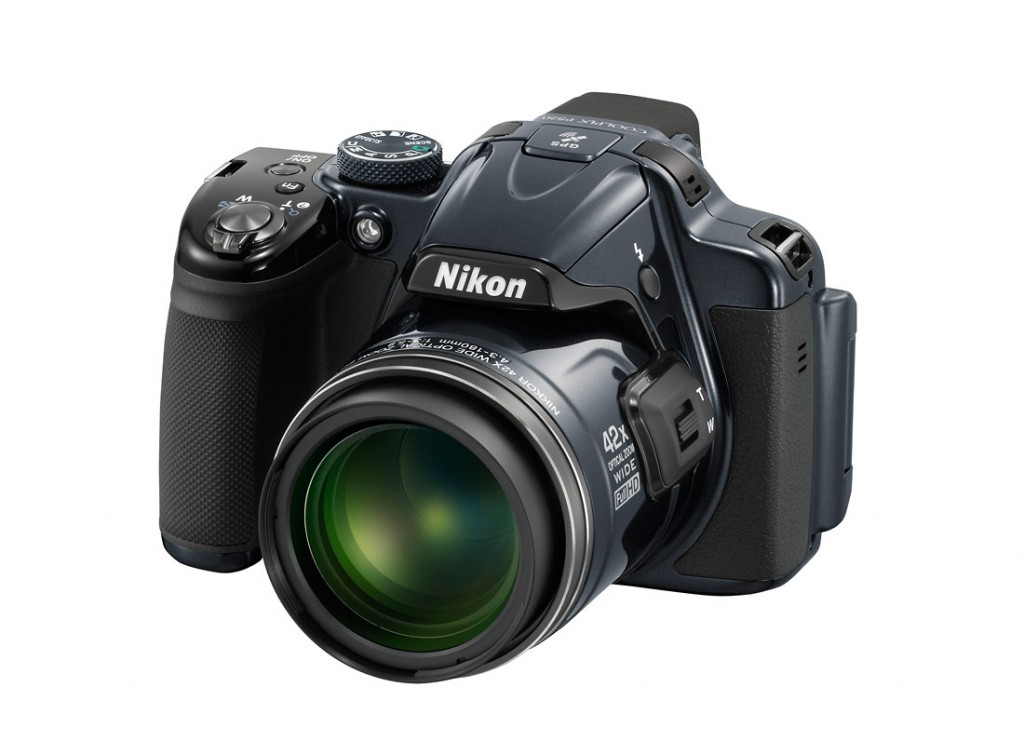 nikon-P520_left-sl