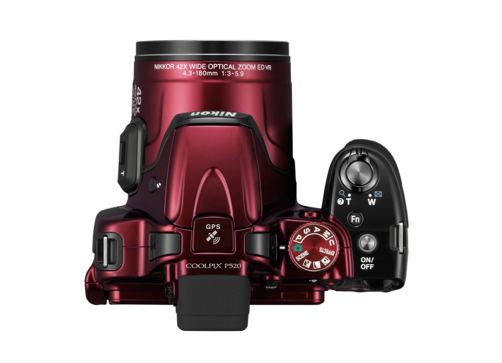 nikon-P520_top-red