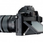 Olympus OM-D E-M5 - Tilting OLED Touchscreen Display