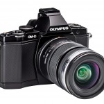 Olympus OM-D E-M5 - Right Side