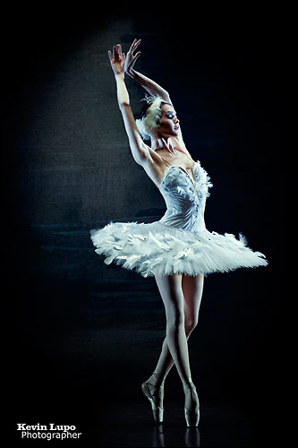 Swan Lake Rostov State Ballet Theatre - Photo by Kevin Lupo