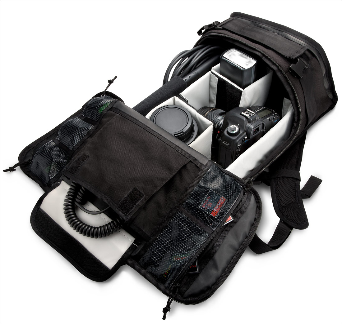 Chrome Niko Camera Pack - Main Compartment