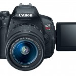 Canon EOS Rebel T5i / EOS 700D - 3-inch Vari-Angle Touchscreen LCD Display