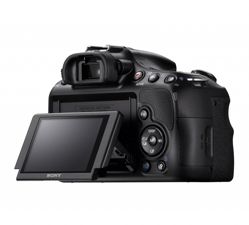 Sony Alpha SLT-A58 - 2.7-inch Tilting LCD Display