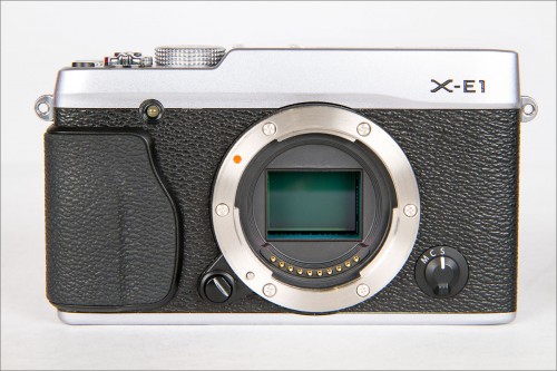 Fujifilm X-E1 & 16-Megapixel APS-C X-Trans Sensor
