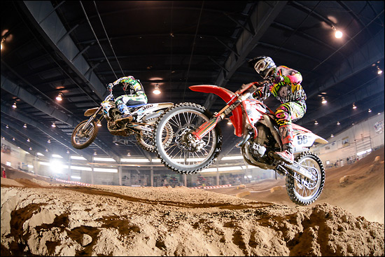 Nikon D7100 - Fisheye Arenacross Action