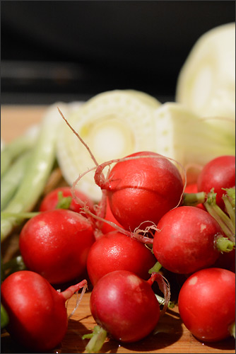 Nikon D7100 - ISO 3200 Radishes