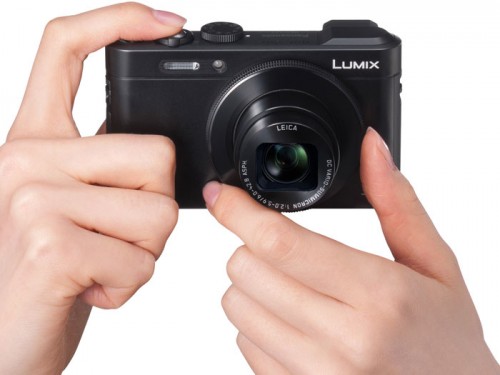 Panasonic's New Pocket-Sized LF1 With Built-In EVF