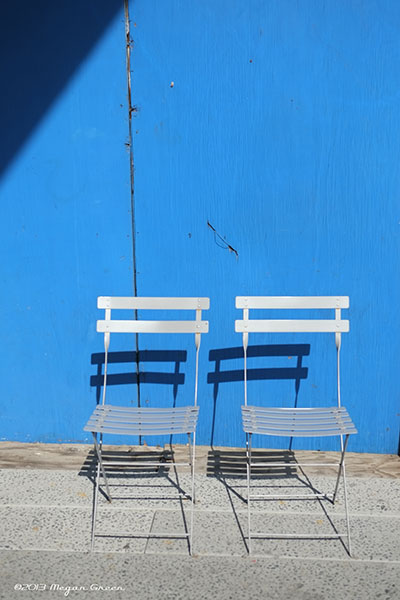 Zeiss Touit 1.8/32 Lens Sample: Two Chairs