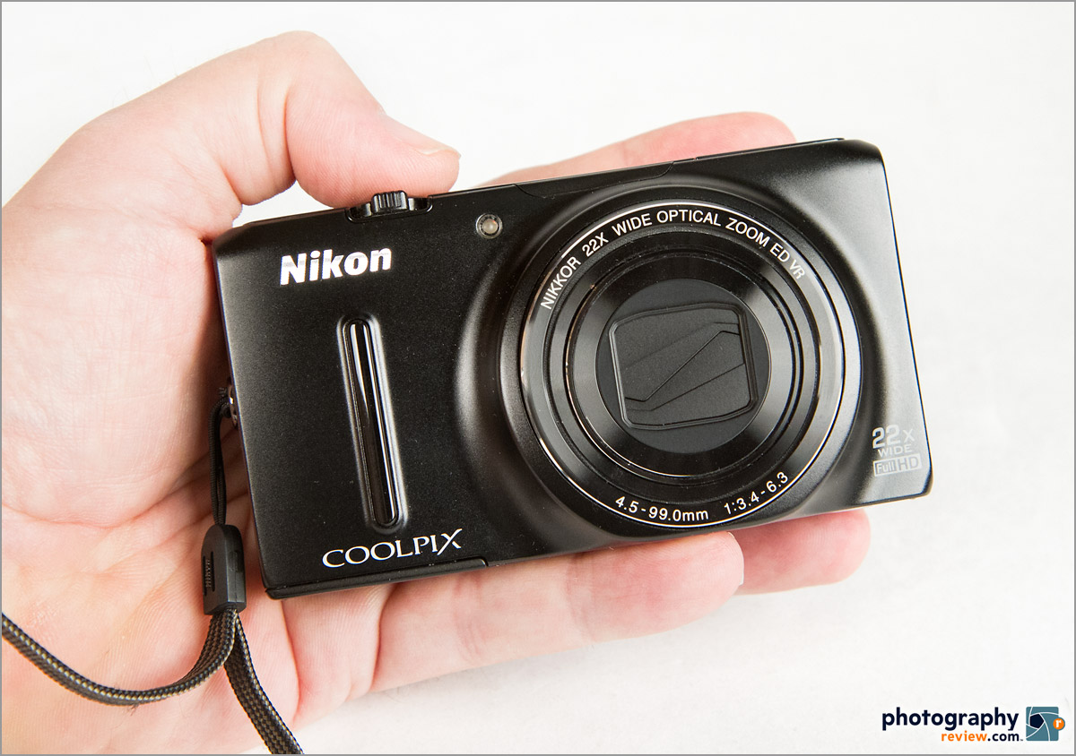 Nikon's Pocket-Sized Coolpix S9500 Superzoom Camera