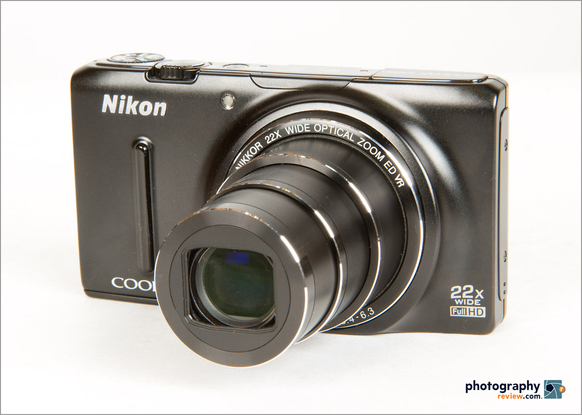 The Nikon Coolpix S9500's 22x 25-550mm Nikkor Zoom Lens
