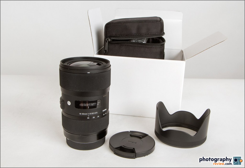 Sigma 18-35mm f/1.8 Zoom Lens With Accessories