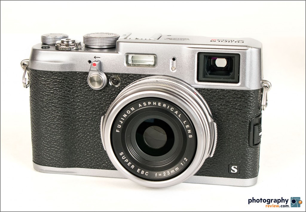 Fujifilm X100S Large Sensor Compact Camera With f/2.0 Lens