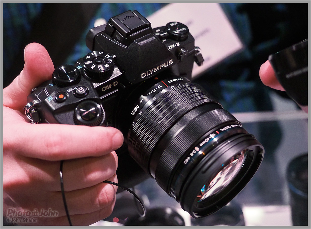 Olympus OM-D E-M1 & New Zuiko Digital ED 12-40mm f/2.8 Pro Zoom Lens