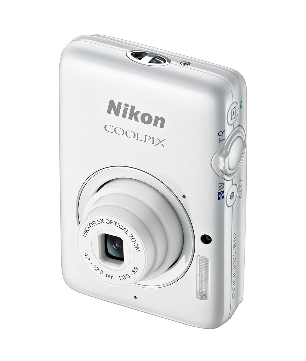 Nikon Coolpix S02 - Credtit Card-Sized Camera - White
