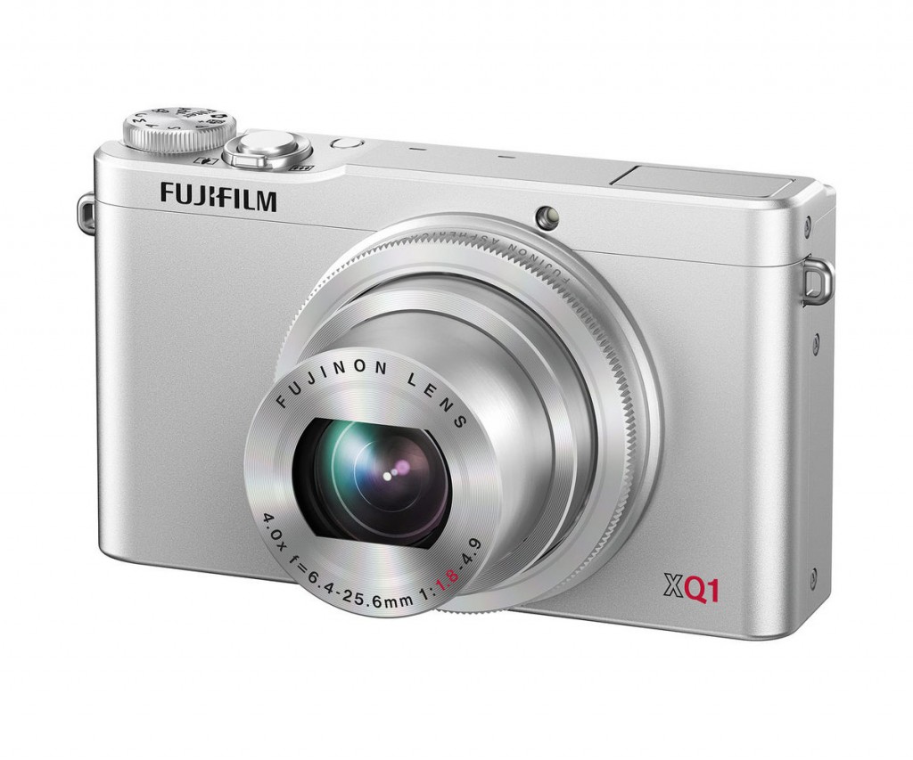 Fujifilm XQ1 - Front Left - Silver